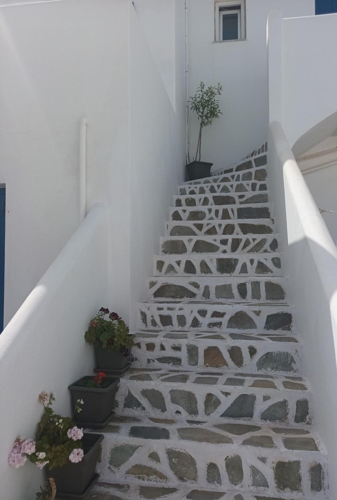 Athina'S Blue Studios Náusza Kültér fotó