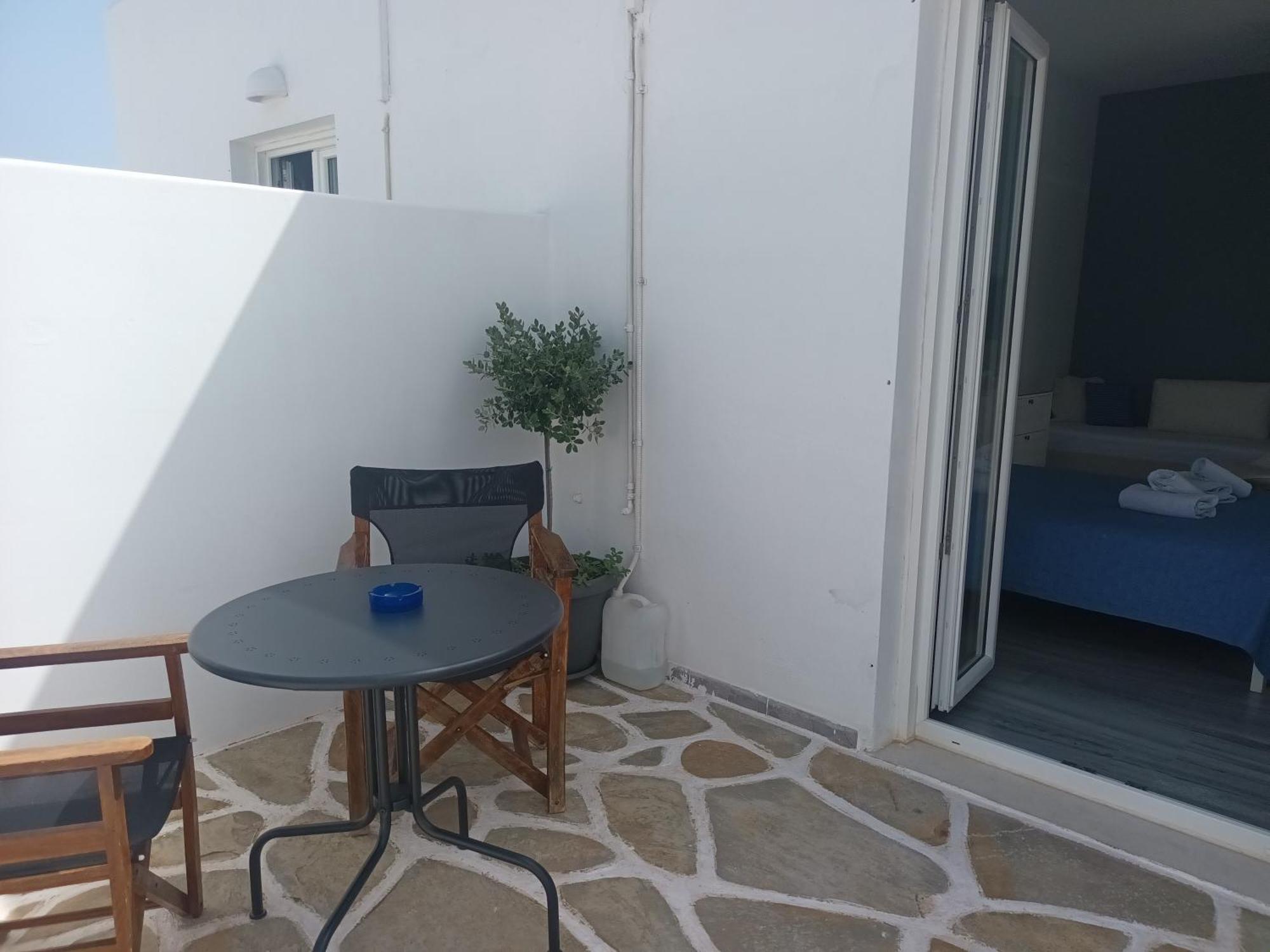 Athina'S Blue Studios Náusza Kültér fotó